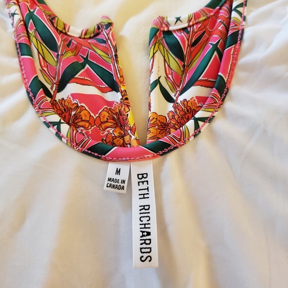 Beth Richards X Roopa Ines One-piece Size M - Picture 5 of 5